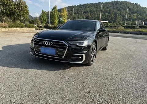 Audi A6L 2024 — фото 1