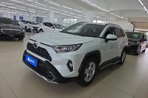 Toyota RAV4 2021