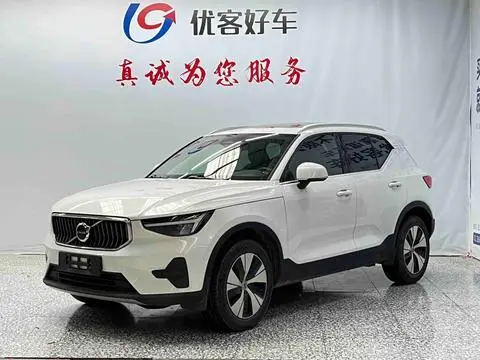 Volvo XC40 2024