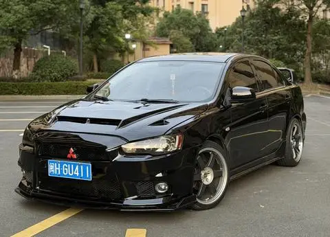 Mitsubishi 翼神 2013