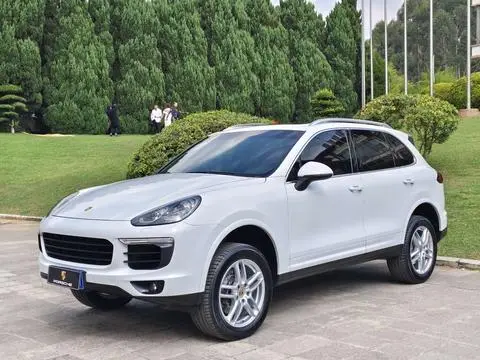 Porsche Cayenne 2016 — фото 1
