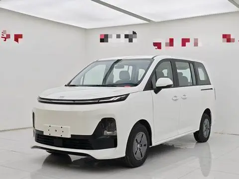 鑫源汽车 向上V6 EV 2026 — фото 1