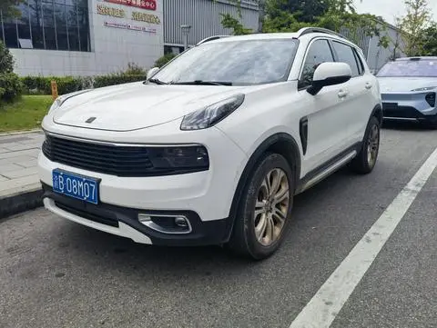 Lynk & Co 01 2017