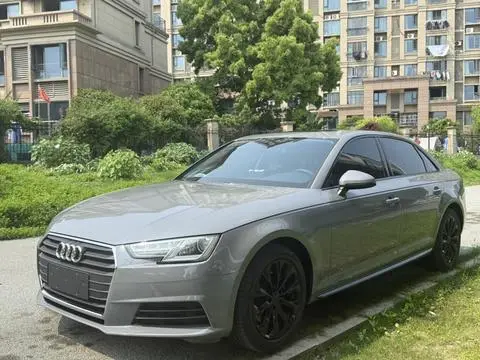 Audi A4L 2017