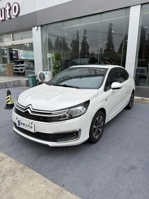 Citroën C4L 2016
