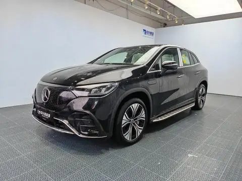 Mercedes-Benz EQE SUV 2024
