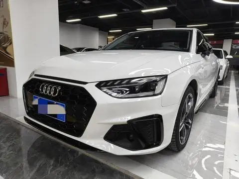 Audi A4L 2022 — фото 1