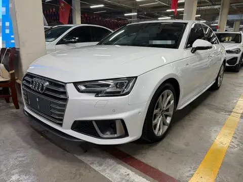 Audi A4L 2018