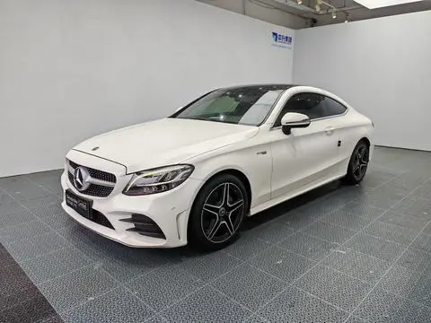 Mercedes-Benz C-Class 2019 — фото 1