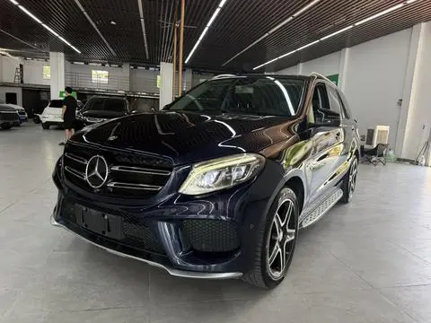 Mercedes-Benz GLE 2016 — фото 1