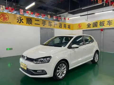 Volkswagen Polo 2016 — фото 1