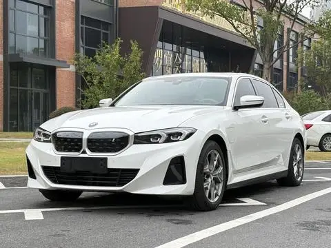 BMW i3 2022 — фото 1