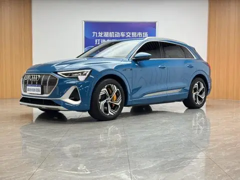 Audi e-tron 2021