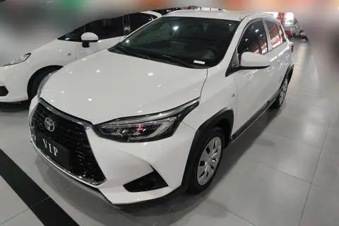 Toyota Yaris L Zhixuan 2021 — фото 1