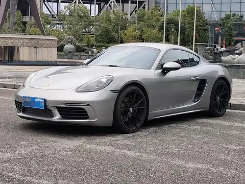 Porsche 718 2016