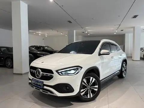 Mercedes-Benz GLA 2023