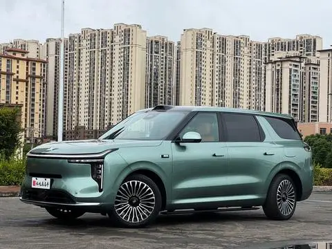 IM Motors 智己LS8 2026
