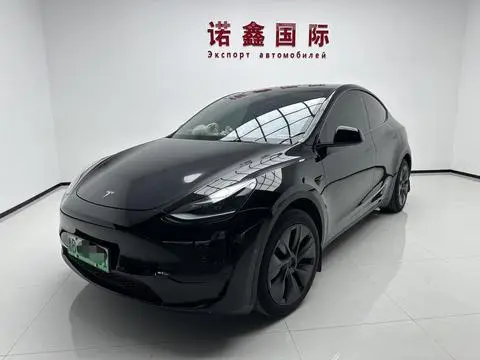 Tesla Model Y 2023 — фото 1