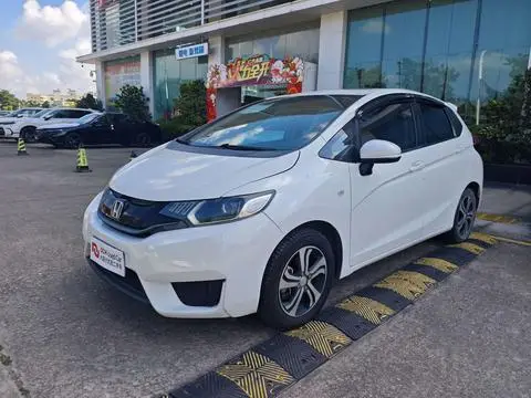 Honda Fit 2016 — фото 1