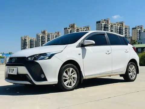 Toyota YARIS L 2016