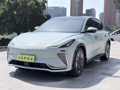IM Motors 智己LS7 2023