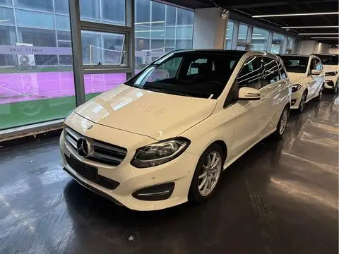 Mercedes-Benz B-Class 2015