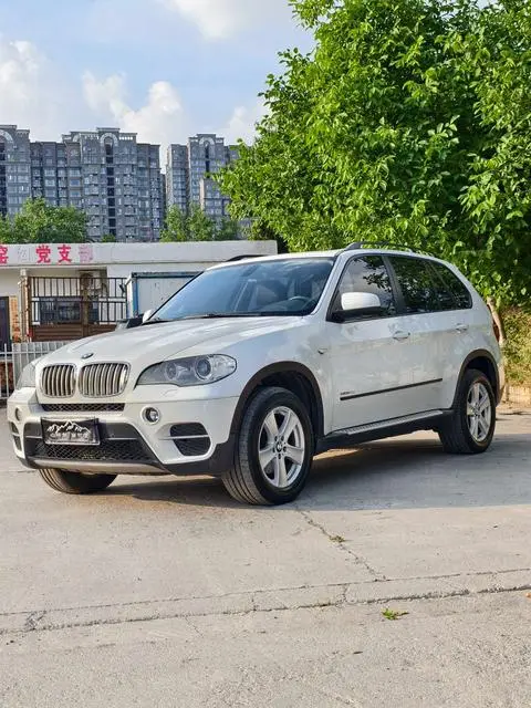 BMW X5 2013 — фото 1