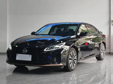 Nissan Teana 2024