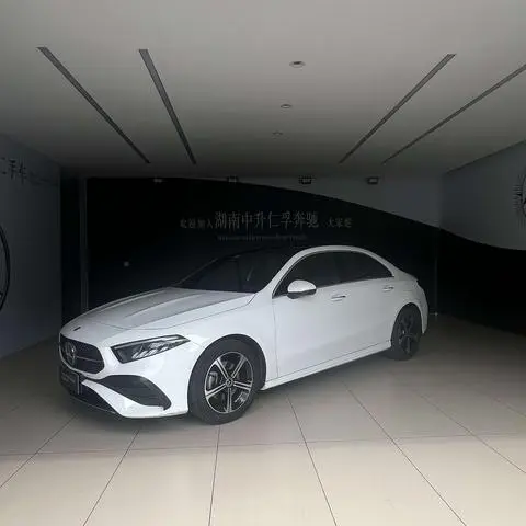 Mercedes-Benz A-Class 2023 — фото 1
