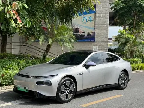 XPeng 小鹏P7 2023