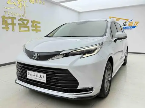 Toyota 赛那 2024