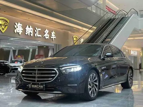 Mercedes-Benz E-Class 2024
