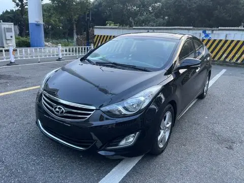 Hyundai Elantra Langdong 2013