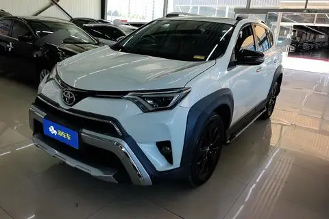 Toyota RAV4 2019 — фото 1