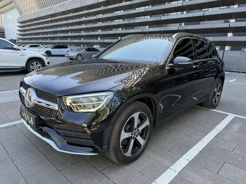 Mercedes-Benz GLC 2022 — фото 1