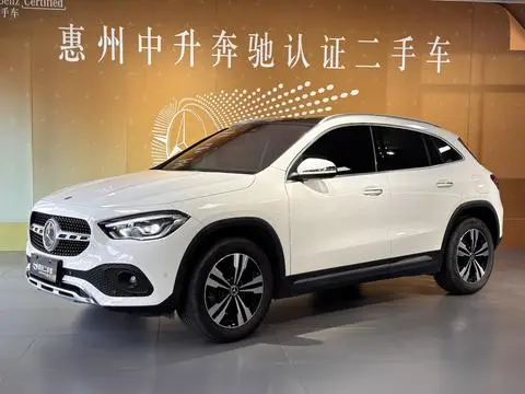 Mercedes-Benz GLA 2022 — фото 1