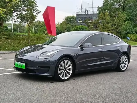 Tesla Model 3 2019 — фото 1
