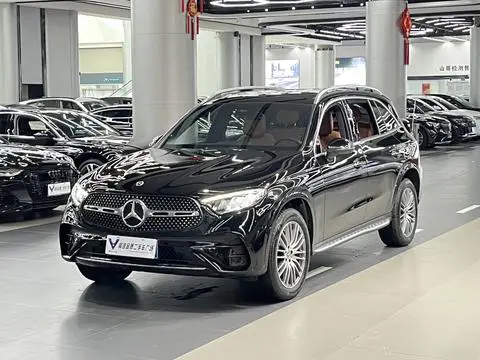 Mercedes-Benz GLC 2024 — фото 1