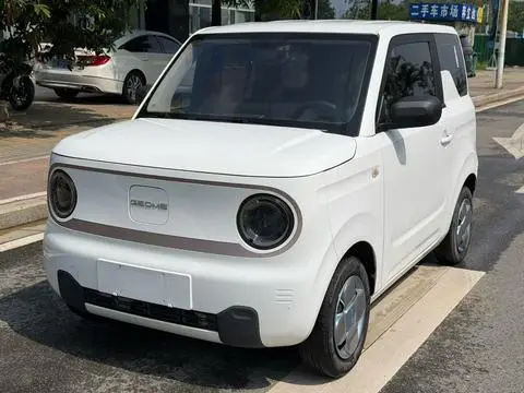 Geely 熊猫 2023