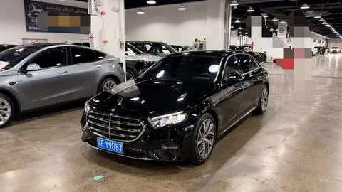 Mercedes-Benz E-Class 2025