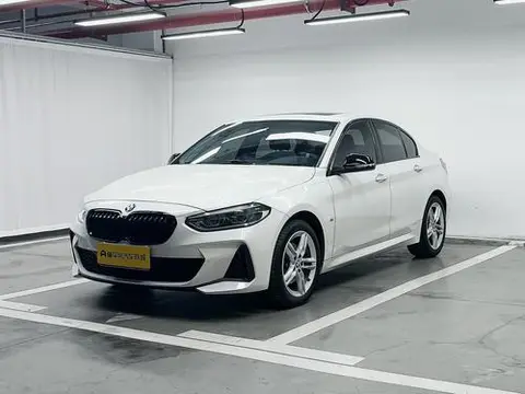 BMW 1 Series 2021