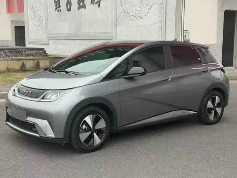 BYD Dolphin 2023 — фото 1