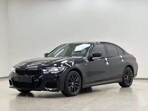 BMW 3 Series 2021 — фото 1