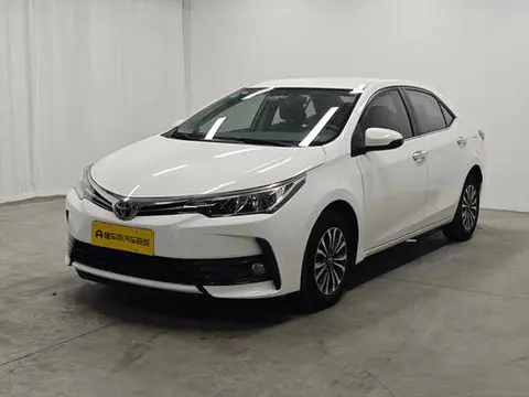 Toyota Corolla 2018 — фото 1