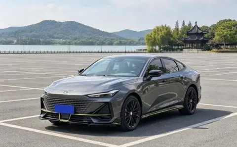 Changan UNI-V 2023