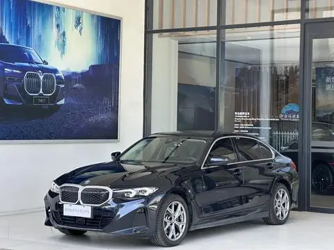 BMW i3 2026 — фото 1