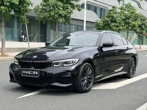 BMW 3 Series 2022 — фото 1