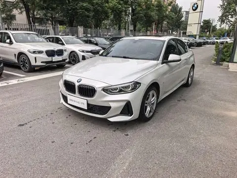 BMW 1 Series 2020 — фото 1