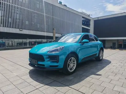 Porsche Macan 2018 — фото 1