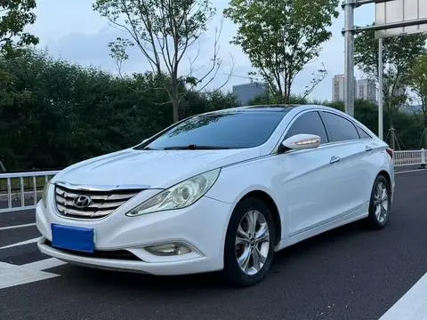 Hyundai 索纳塔八 2011